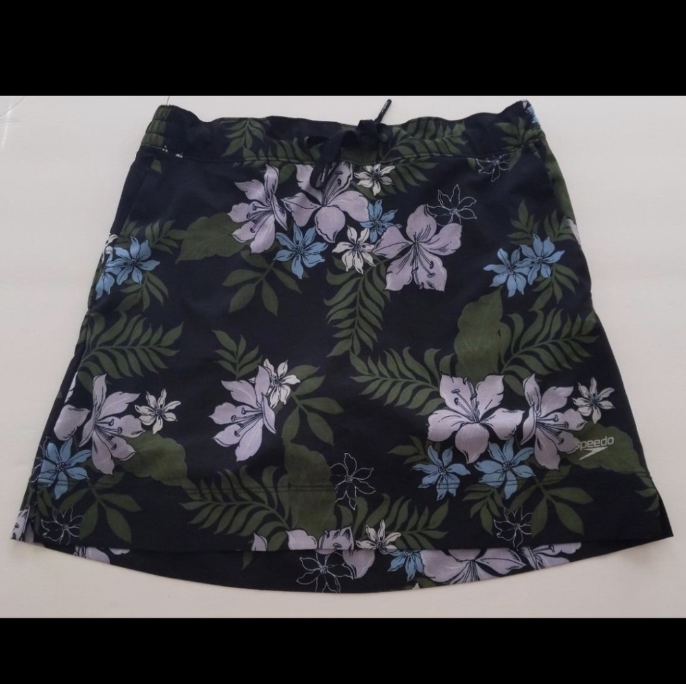 Speedo Athletic Skirt / Skort